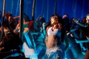 dum maro dum deepika padukone hot