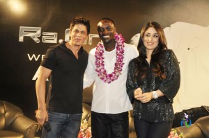 Akon with SRK and Kareena